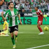 Alvaro Fidalgo celebra su primer gol con el Betis