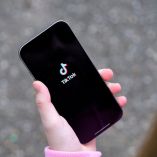 Nuevo fraude en TikTok: así operan a través de supuestos tutoriales.