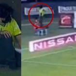 Elemento de seguridad recibe balonazo en partido de Liga MX y cuerpo médico lo atiende.