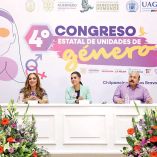 Evelyn Salgado, gobernadora de Guerero, en medio.
