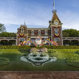 Siete empleados de Disneyland fueron hospitalizados tras una reacción química en el área de Tomorrowland.