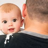 Señales de que tu bebé podría tener reflujo