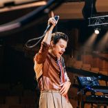 Nadie lo esperaba: Harry Styles canta clásico de Tears for Fears y sorprende a fans