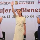 Desde Manzanillo, Claudia Sheinbaum anunció que el Plan B de la reforma electoral plantea recortes en congresos locales y regidurías para liberar 4 mil mdp.