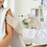 Vacuna contra la meningitis B en México: ¿está disponible?
