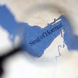 El cierre del estrecho ha elevado el precio del crudo por encima de los 110 dólares.