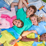 U.S. Polo Assn., la marca deportiva oficial de la United States Polo Association (USPA), ha lanzado su colección global Primavera-Verano 2026 inspirada en el deporte.