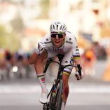 Tadej Pogačar gana su primera Milán-San Remo