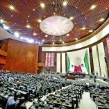 El Plan B de la reforma electoral debe quedar aprobado en la Cámara de Diputados, el Senado y los congresos locales a más tardar en mayo próximo.