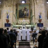 Policía israelí impide al Patriarca Latino de Jerusalén celebrar misa en Domingo de Ramos