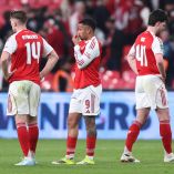 Arsenal se mantiene en la pelea por ser campeón en Premier League, Champions League y FA Cup.