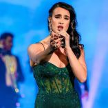 Gala Montes avanza en la producción de su próximo álbum.