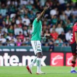 León manda sobre el Atlas; los Rojinegros se quedaron con 10