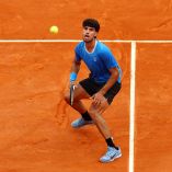 Alcaraz arrasó y obtuvo su victoria número 300