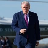 Trump presiona para reabrir el estrecho de Ormuz en medio de negociaciones con Irán en Pakistán.