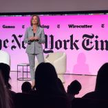 Dianna Russini fue apartada del New York Times después de que una investigación interna sobre las fotos con Mike Vrabel