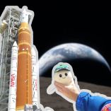 ¿"Rise", la mascota de Artemis ll también regreso a salvo del viaje a la Luna?