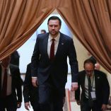 JD Vance ofreció una breve conferencia de prensa en Islamabad para anunciar que Estados Unidos. regresa sin acuerdo y que la propuesta presentada constituye su "oferta final y mejor".