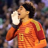 Guillermo Ochoa se encuentra en la contienda por entrar en la lista final de la Selección Mexicana para el Mundial 2026