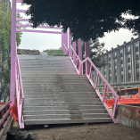 Estas escaleras serán uno de los accesos principales a la nueva infraestructura que se construye de cara al Mundial.