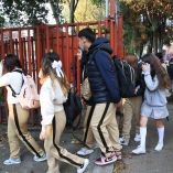 En el ingreso a la Secundaria Técnica 15, donde un alumno llevó una pistola, ayer no hubo algún filtro de revisión.