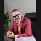 Obligar a niñas a usar falda en escuelas puede constituir discriminación, advierte constitucionalista Pablo Andrei Zamudio Díaz