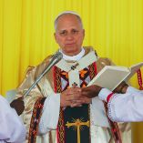 El Papa León XIV lanzó un mensaje contra líderes que promueven la guerra durante su visita a Camerún.