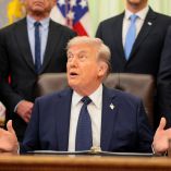 La ampliación del alto al fuego se da luego de que Israel contin´puara con sus ataques ilegales a Líbano a pesar de haber accedido a una tregua con Irán.