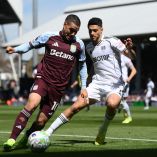 Raúl Jiménez fue titular en la victoria del Fulham sobre el Aston Villa