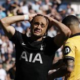 Xavi Simons salió lesionado del partido del Tottenham y encendió las alarmas previo al Mundial