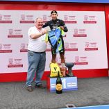 El ciclista mexicnao Édgar Cadena tuvo la victoria más relevante de su paso por Europa con la conquista de la tercera etapa de la Vuelta a Asturias.
