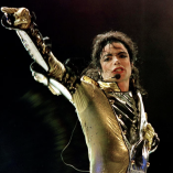 Michael Jackson también sorprendió con sus coreografías