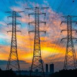 Fondos privados podrían financiar redes de transmisión y distribución en sector eléctrico