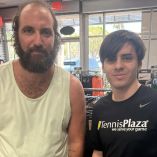 El exfutbolista argentino Gonzalo Higuaín lució irreconocible