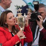 Cherie DeVaux, Derby de Kentucky, Golden Tempo, Triple Corona, José Ortiz, Irad Ortiz Jr., Churchill Downs, hípica, Jena Antonucci, Belmont Stakes