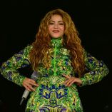 Multitudinario show de Shakira en Copacabana supera los 2 millones de asistentes