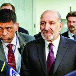 El funcionario del gabinete de Trump acudió ayer a declarar ante una comisión de la Cámara de Representantes.