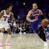 Jalen Brunson encabezó otra gran noche de los Knicks, que quedaron a un triunfo de avanzar a la Final de la Conferencia Este.