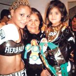 Mariana La Barby Juárez, su mamá y su hija.