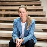 Como nueva presidenta, Agnete Kirk Kristiansen destacó el papel de la Fundación LEGO en la construcción de un futuro mejor para los niños de todo el mundo.