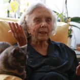 ELENA PONIATOWSKA AMOR, ESCRITORA Y PERIODISTA MEXICANA DURANTE LA ENTREVISTA CON EXCELSIOR. FOTO: KARINA TEJADA..