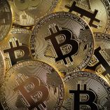 Bitcoin pierde casi 49 mil dólares en su Pizza Day.