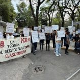También los estudiantes denunciaron represión en las manifestaciones y confrontaron a personas ajenas al instituto