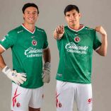 La nueva playera de Xolos apuesta por los colores de México y una silueta del xoloitzcuintle como elemento principal del diseño.