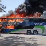 Se registran balaceras y quema de vehículos en Zitácuaro, debido a un operativo.