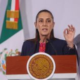 La titular del Ejecutivo puntualizó que actualmente los beneficiarios de pensiones, becas y apoyos económicos que brinda el gobierno federal, suman 42.8 millones.