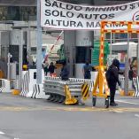 Ayotzinapos en la México-Cuernavaca