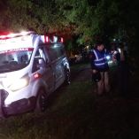 Un adulto mayor perdió la vida la noche del domingo al ser arrastrado por la crecida del río Los Troncones, en el ejido La Libertad, al norte de Ciudad Victoria, Tamaulipas.