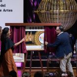 En un evento realizado en el Teatro de la Lotería Nacional, se llevó a cabo la develación del billete conmemorativo del Sorteo Mayor No. 4019.