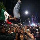 Miles de aficionados se reunieron en el Angel de la Independencia para celebrar el triunfo de 1-0 de la Seleccion Mexicana ante Corea del Sur en la Copa Mundial 2026.